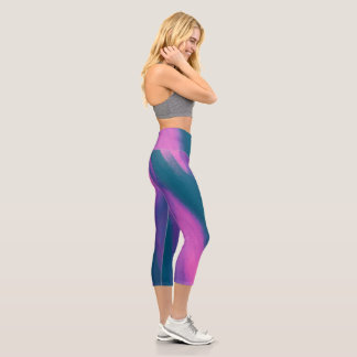 Women's Yoga Set with Artistic Brushstroke Design  Capri Leggings