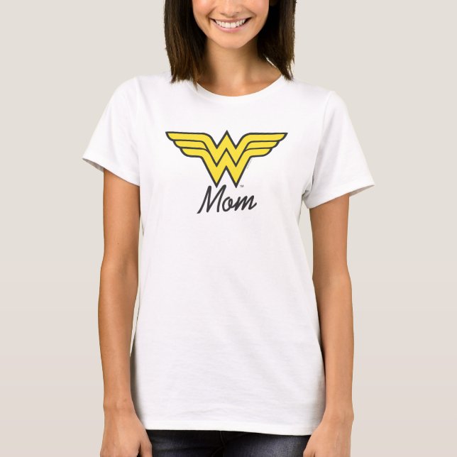 Wonder Mom Classic T-Shirt (Front)