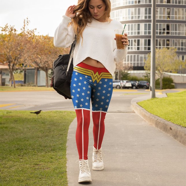 Wonder Woman - Fight For Peace Leggings (Person wearing Wonder Woman themed leggings (simulated))