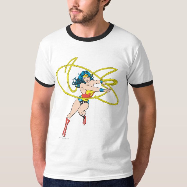 Wonder Woman Holds Lasso 1 T-Shirt (Front)