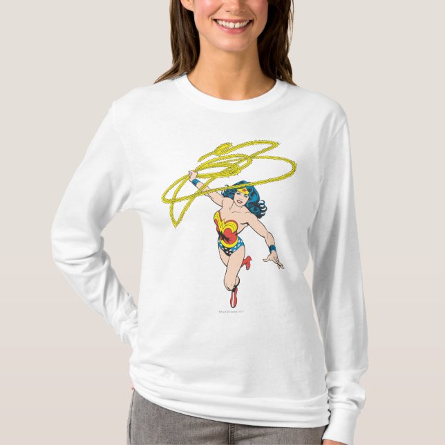 Wonder Woman Holds Lasso 2 T-Shirt (Front)