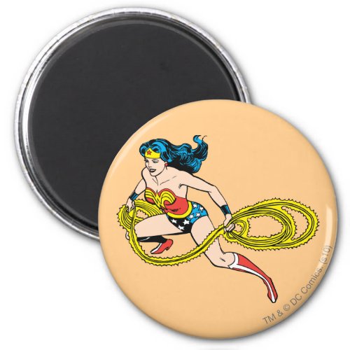 Wonder Woman Swinging Lasso Left Magnet
