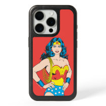 Wonder Woman | Vintage Pose with Lasso iPhone 15 Pro Case