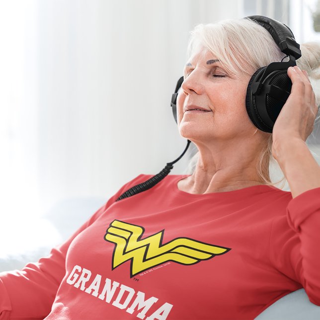 Wonder Woman | Wonder Grandma T-Shirt (Creator Uploaded)
