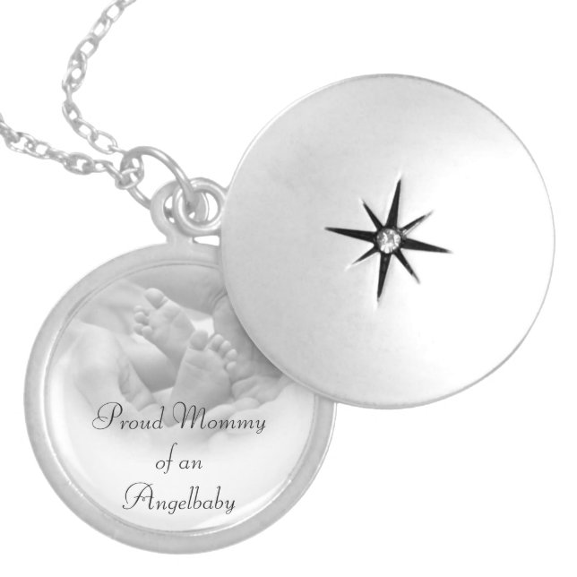 wonderful chain of memories locket necklace (Front)