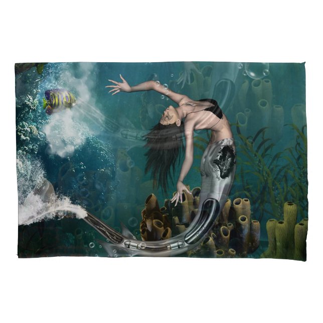 Wonderful steampunk mermaid pillow case (Front)