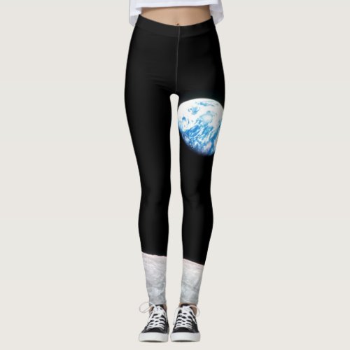 Wonderful Universe Leggings