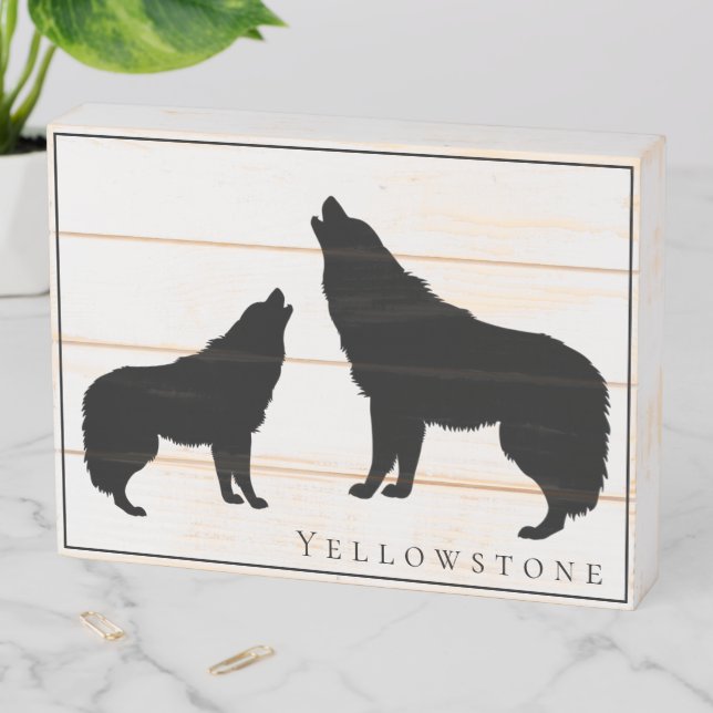 Wood Box Art-Yellowstone Wolf (In Situ Horizontal)