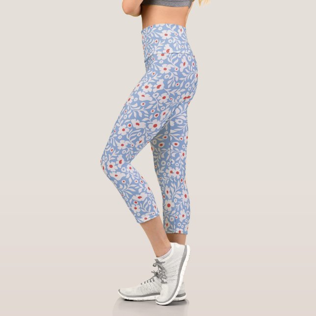 Woodblock Floral Pattern Capri Leggings (Left)