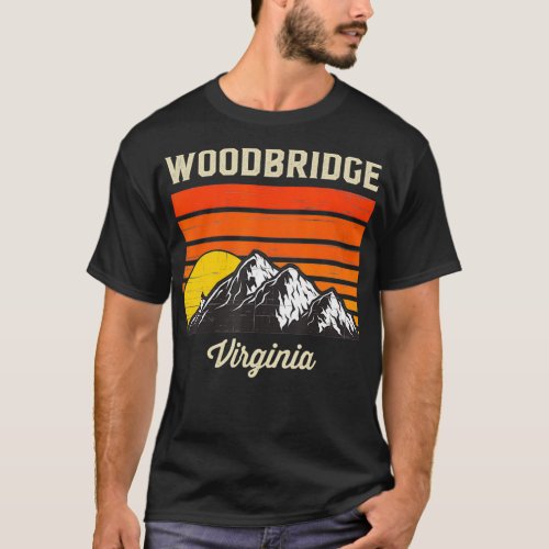 Woodbridge Virginia Retro City State USA Souvenir  T_Shirt