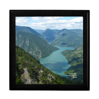 Wooden Jewelry Keepsake Box