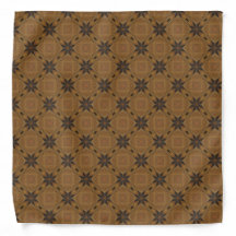 Wooden Maltese Cross Trellis Bandana
