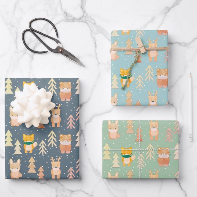 Woodland Animals Mask Tree Pattern Holiday Wrapping Paper Sheets (Front)