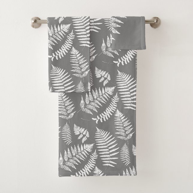 Woodland Fern Pattern, Gray / Grey and White Bath Towel Set (Insitu)