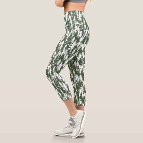 Woodland Forest Pattern Capri Leggings