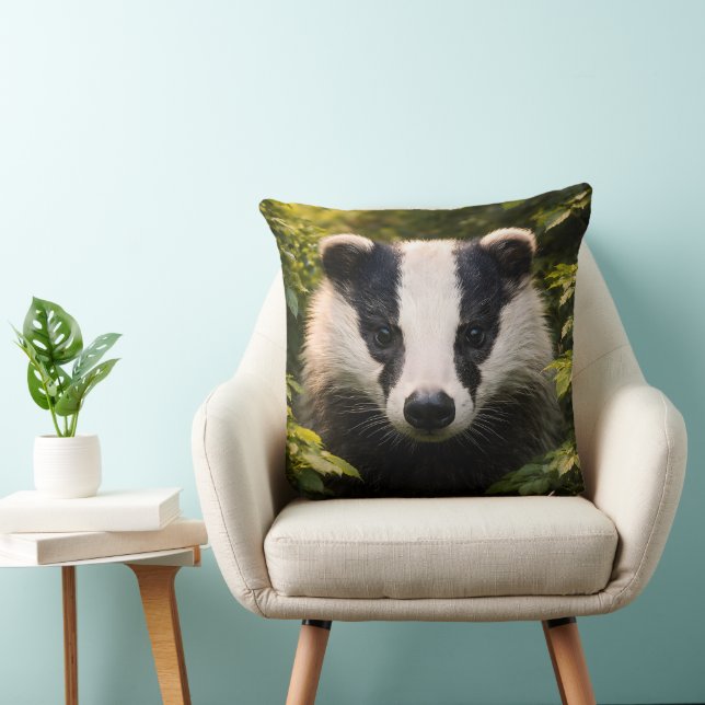 Woodland guardian premium badger portrait throw pi pillow (Chair)