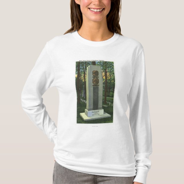 Woodlawn Cemetery, Mark Twain Gravestone Scene T-Shirt (Front)