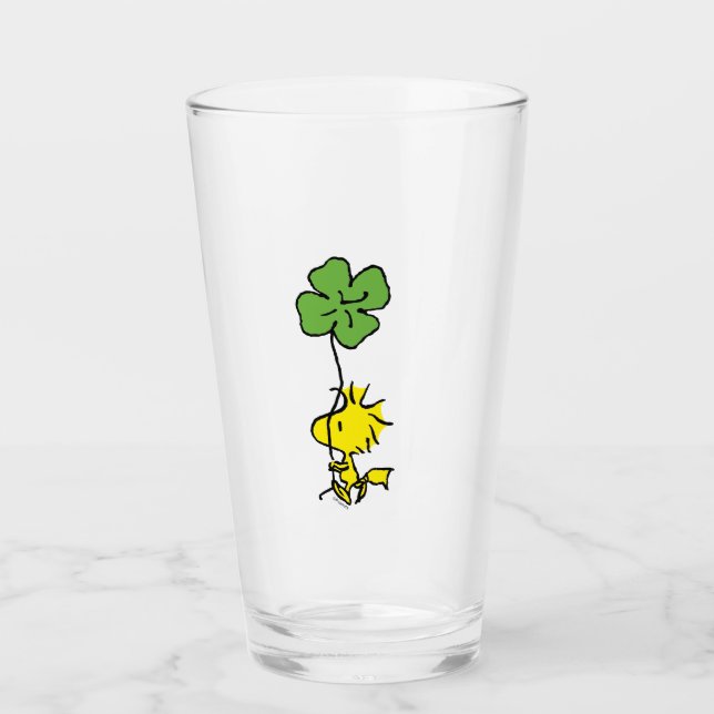 Woodstock Carrying Shamrock Glass (Front)
