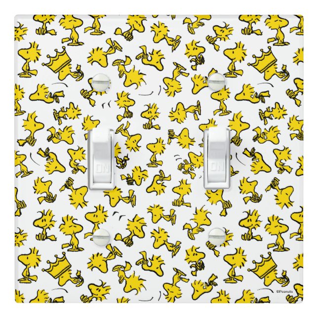 Woodstock Classic Design Pattern Light Switch Cover (In Situ)