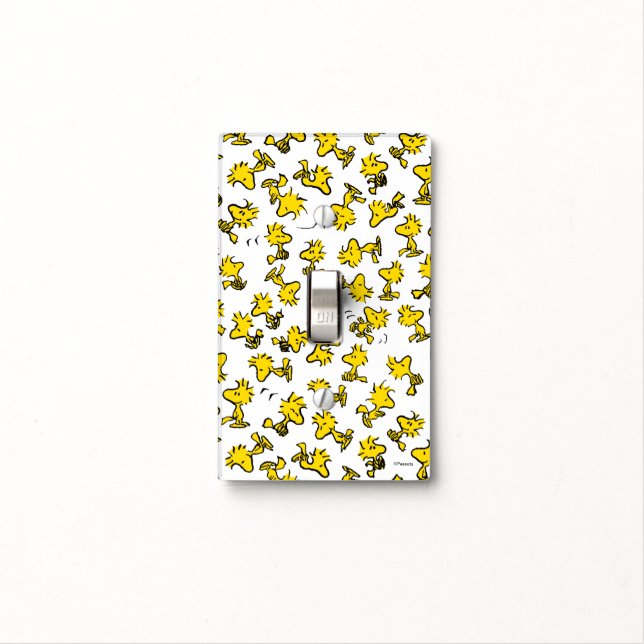 Woodstock Classic Design Pattern Light Switch Cover (In Situ)