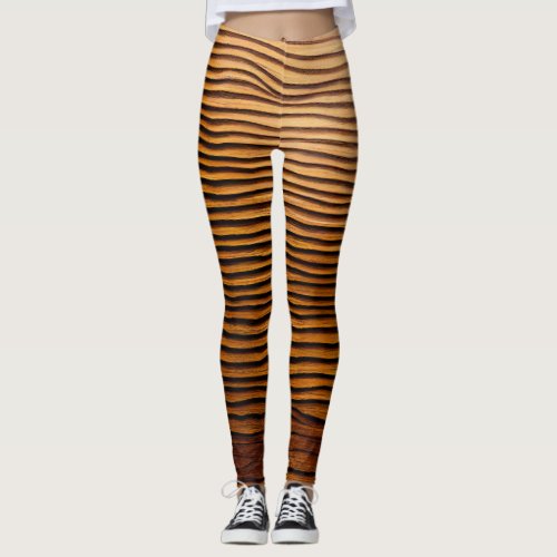 Woody Waves of Wonder _ Elegant Wood Grain Modern  Leggings