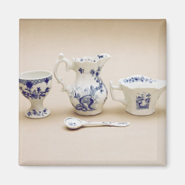 Worcester cream boat, cream jug magnet (Front)