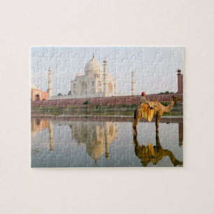 World famous Taj Mahal temple burial site at Jigsaw Puzzle