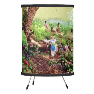 WORLD IS A CIRCLE Lamp