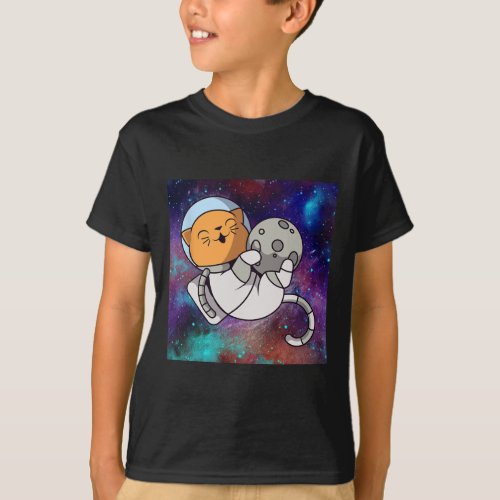 World Ufo Day Cat Astronaut In A Spacesuit Floatin T_Shirt