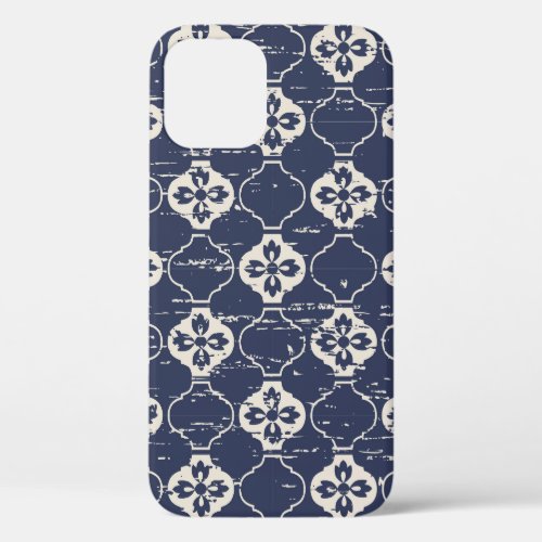 Worn Out Flowers Vintage Seamless iPhone 12 Case