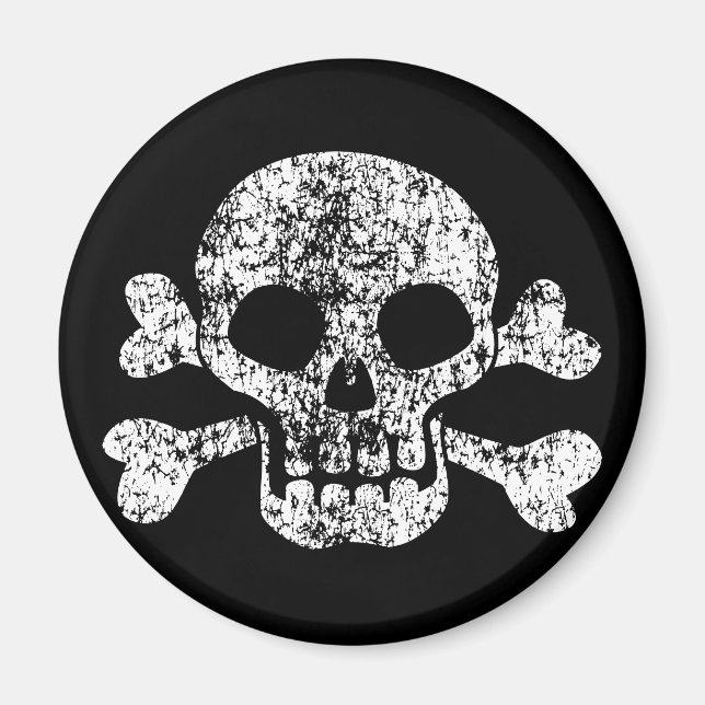 Worn Skull and Crossbones Magnet (Front)