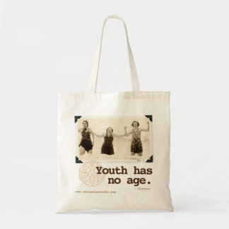 Woven Wineworks Birthday Tote Beach Scene