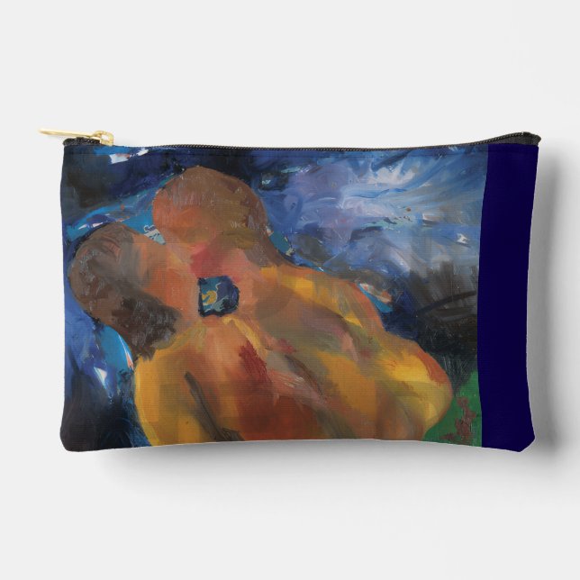 Wrap yourself in a Kiss Accessory Pouch (Front)