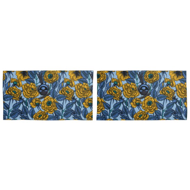 Wren in the roses pillow case (Front-Set)