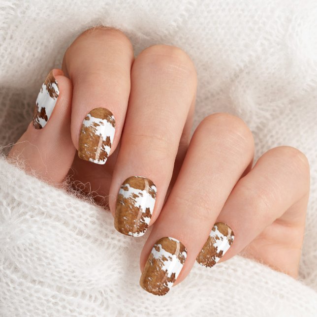 WYNONA Brown Cow Print Cowgirl Rodeo Themed Minx Nail Art (Creator Uploaded)