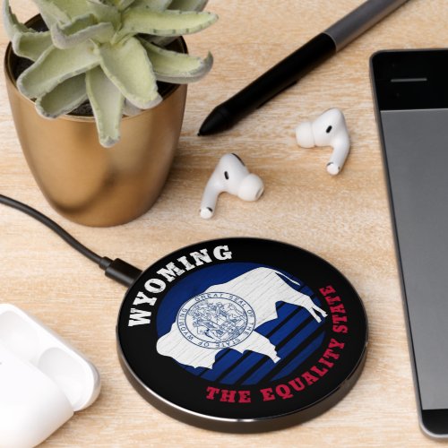 WYOMING EQUALITY STATE FLAG WIRELESS CHARGER 