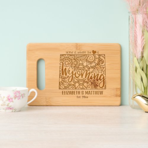 Wyoming state map outline newly weds USA Cutting Board