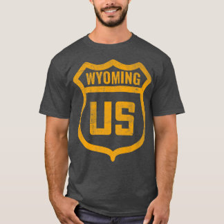 Wyoming - US highway distressed weathered look roa T-Shirt
