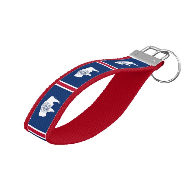 Wyoming & Wyoming Flag - fashion /States USA Wrist Keychain (Angled Up)