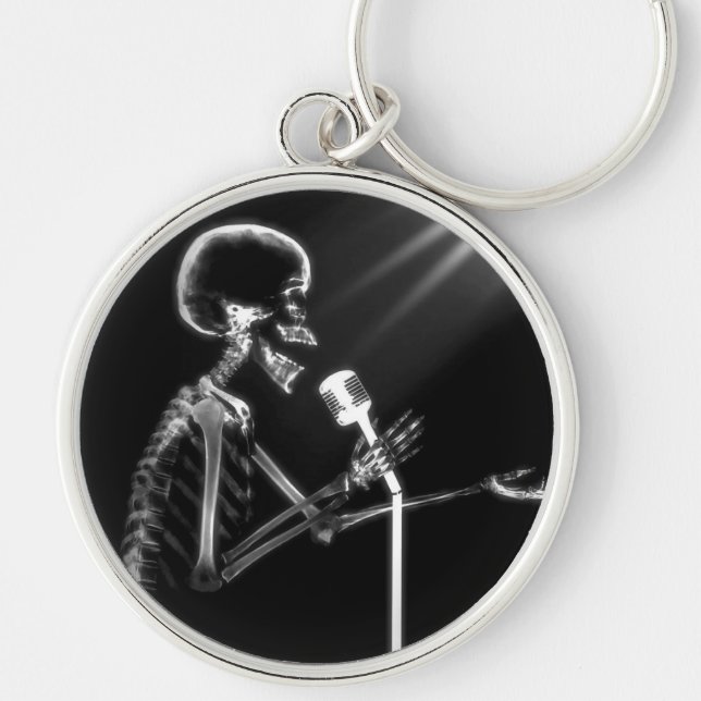 X-RAY SKELETON SINGING ON RETRO MIC - B&W KEYCHAIN (Front)