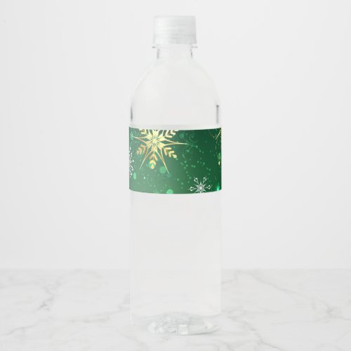 Xmas Golden Snowflakes on Green Background Water Bottle Label