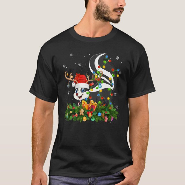 Xmas Holiday Reindeer Hat Santa Skunk Christmas T-Shirt (Front)