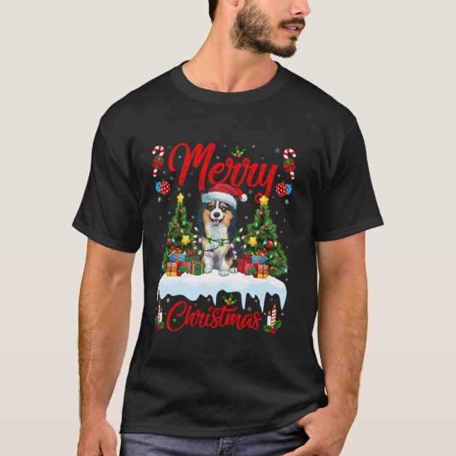 Xmas Tree Lighting Santa Hat Tamaskan Dog Christma T-Shirt (Front)
