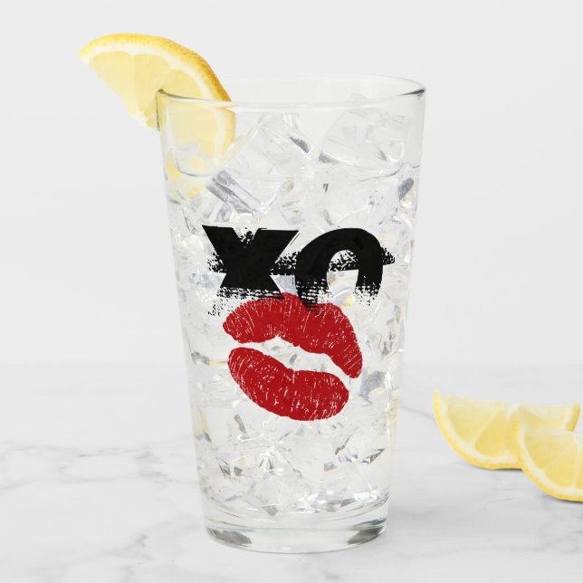 XO XO kiss me retro Glass / Fun Party drinks (Front Ice)