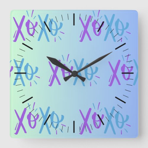 XOXO Clock