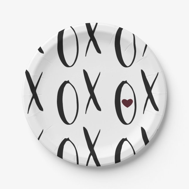 XOXO Heart Paper Plates (Front)