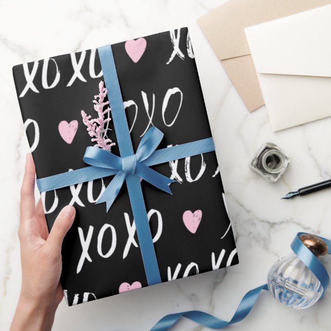 XOXO Hugs and Kisses Wrapping Paper (Gifting)