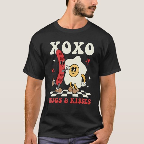 XOXO Hugs  Kisses Hot Dog Omelette Groovy Valenti T_Shirt