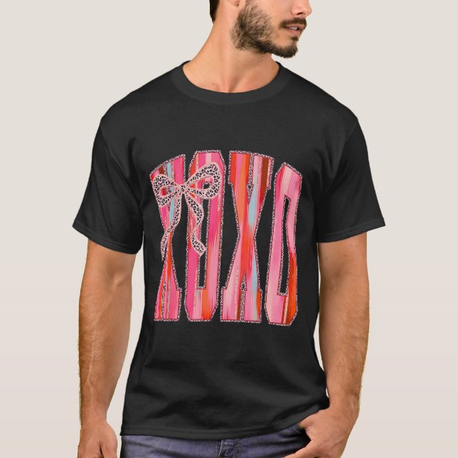 Xoxo Leopard Bow Funny Valentines Day Coquette Pin T-Shirt (Front)