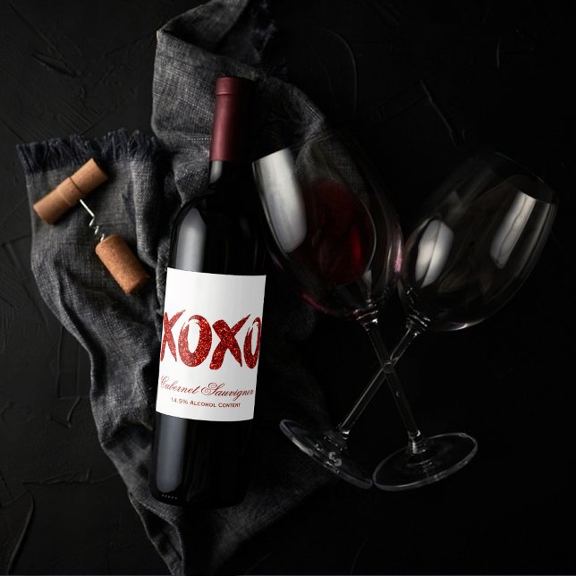 XOXO Red Glitter | Glam Brushstroke Hug and Kisses Wine Label (Creator Uploaded)